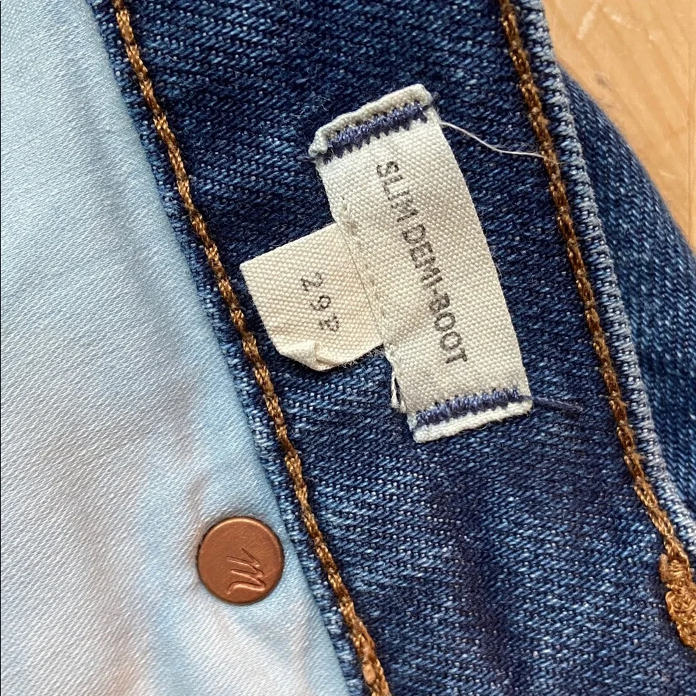 Madewell Slim Demi-Boot Jeans in Sundale Wash, Size 29 Petite - Picture 6 of 9